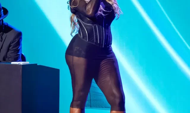 serena-williams-speaks-onstage-2024-916432043